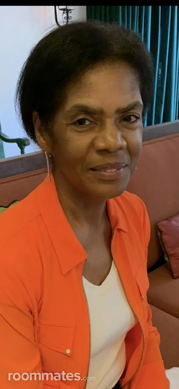 Profile photo 11 of 11