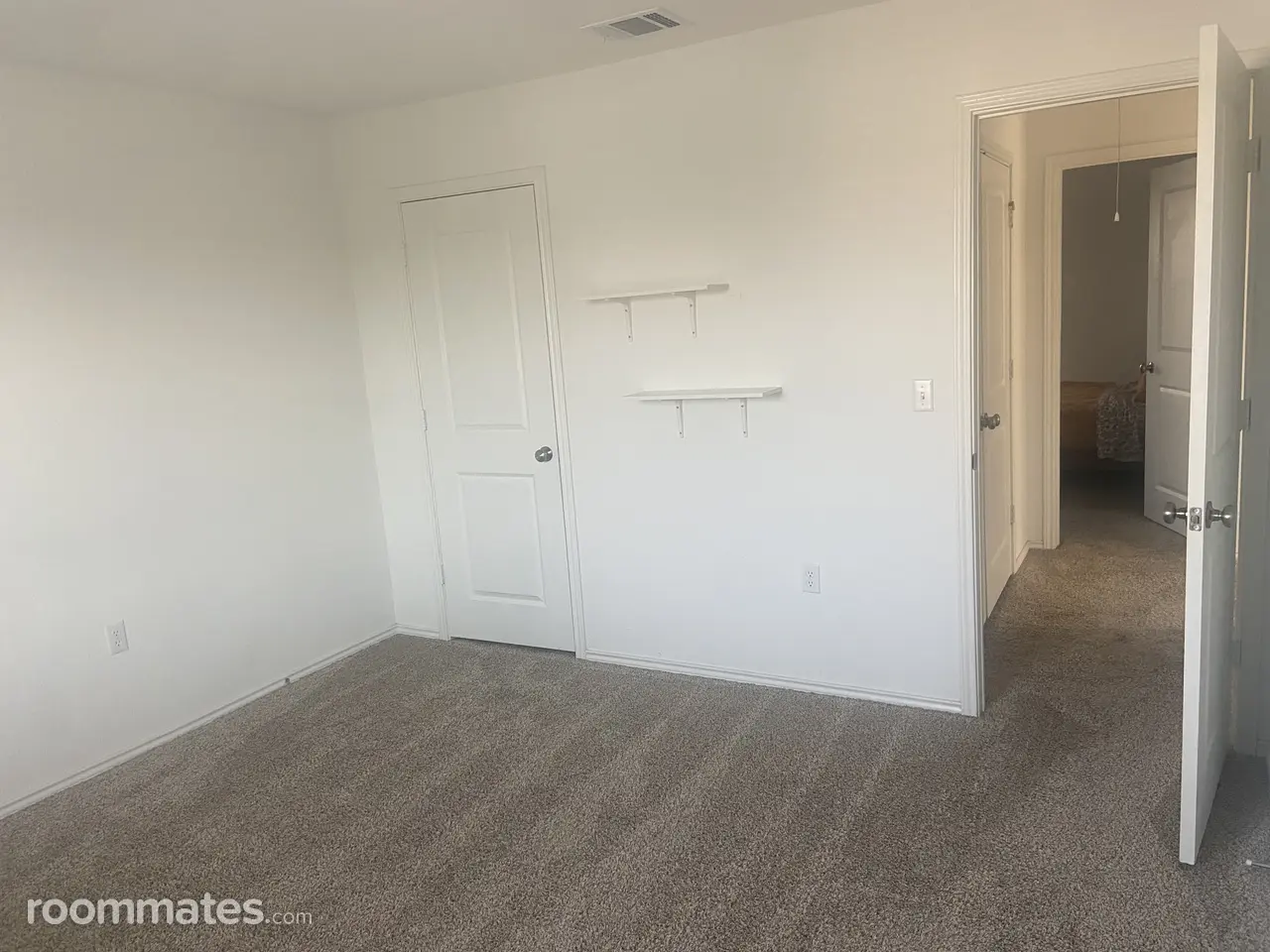 Profile photo 6 of 9