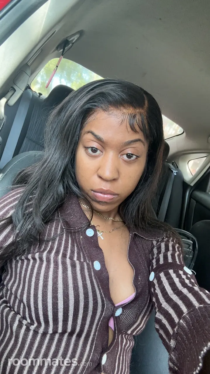 Profile photo 1 of 1