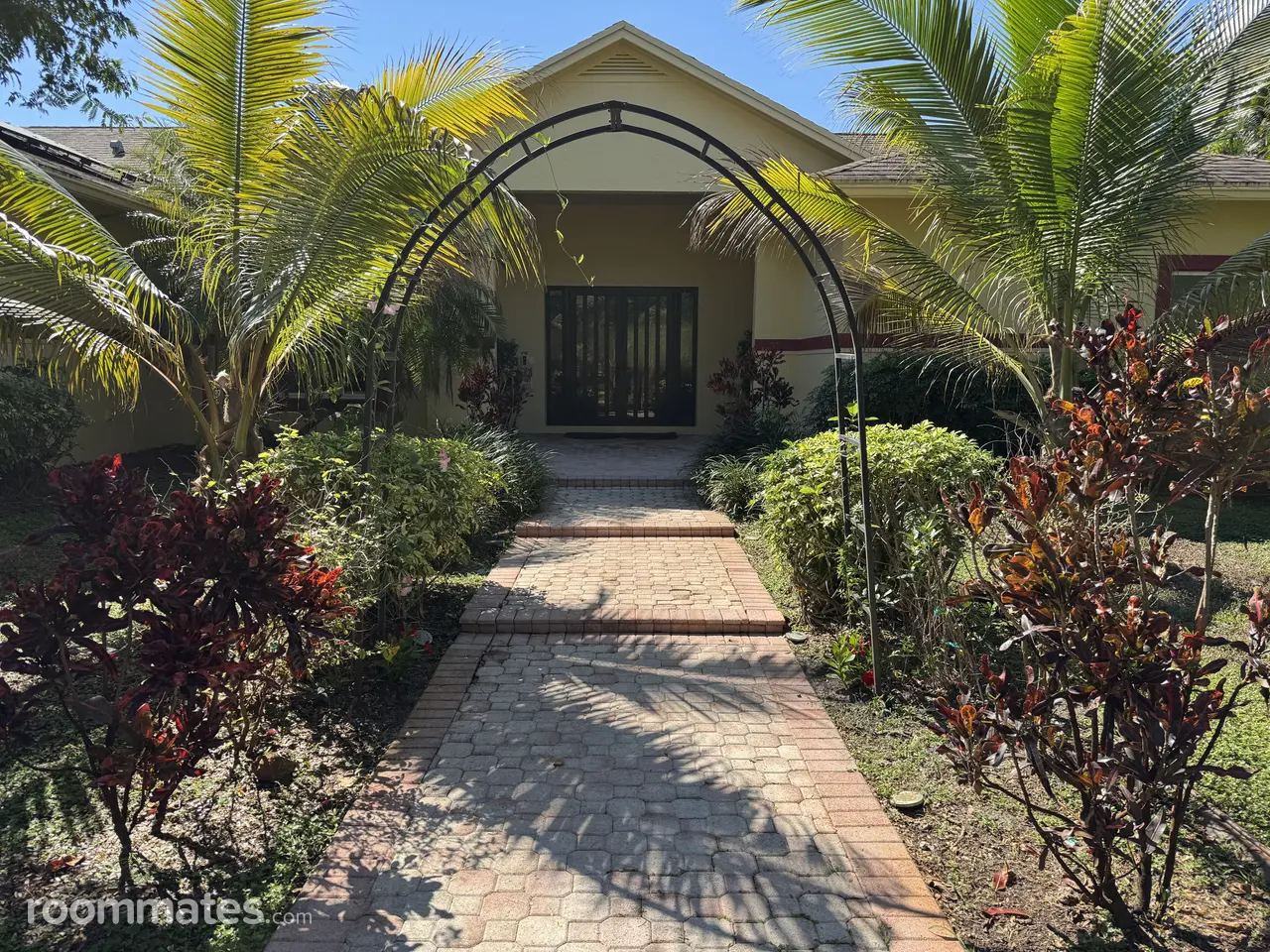 Profile photo 2 of 3