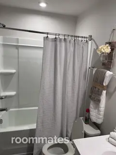 Room for rent in Charlotte, NC $800, townhouse