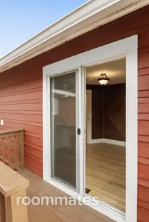 Room for rent in Burien, WA $650, house