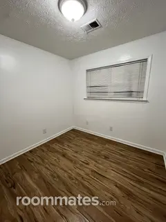 Room for rent in Marietta, GA $850, house