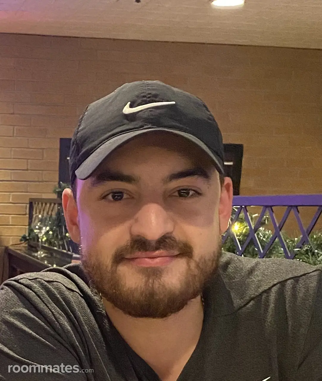 Profile photo 1 of 1