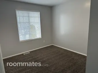 Room for rent in Clinton, UT $675, house