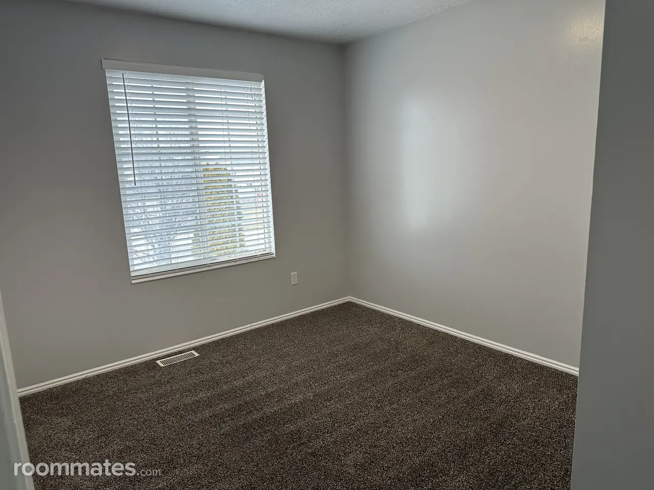 Profile photo 2 of 6