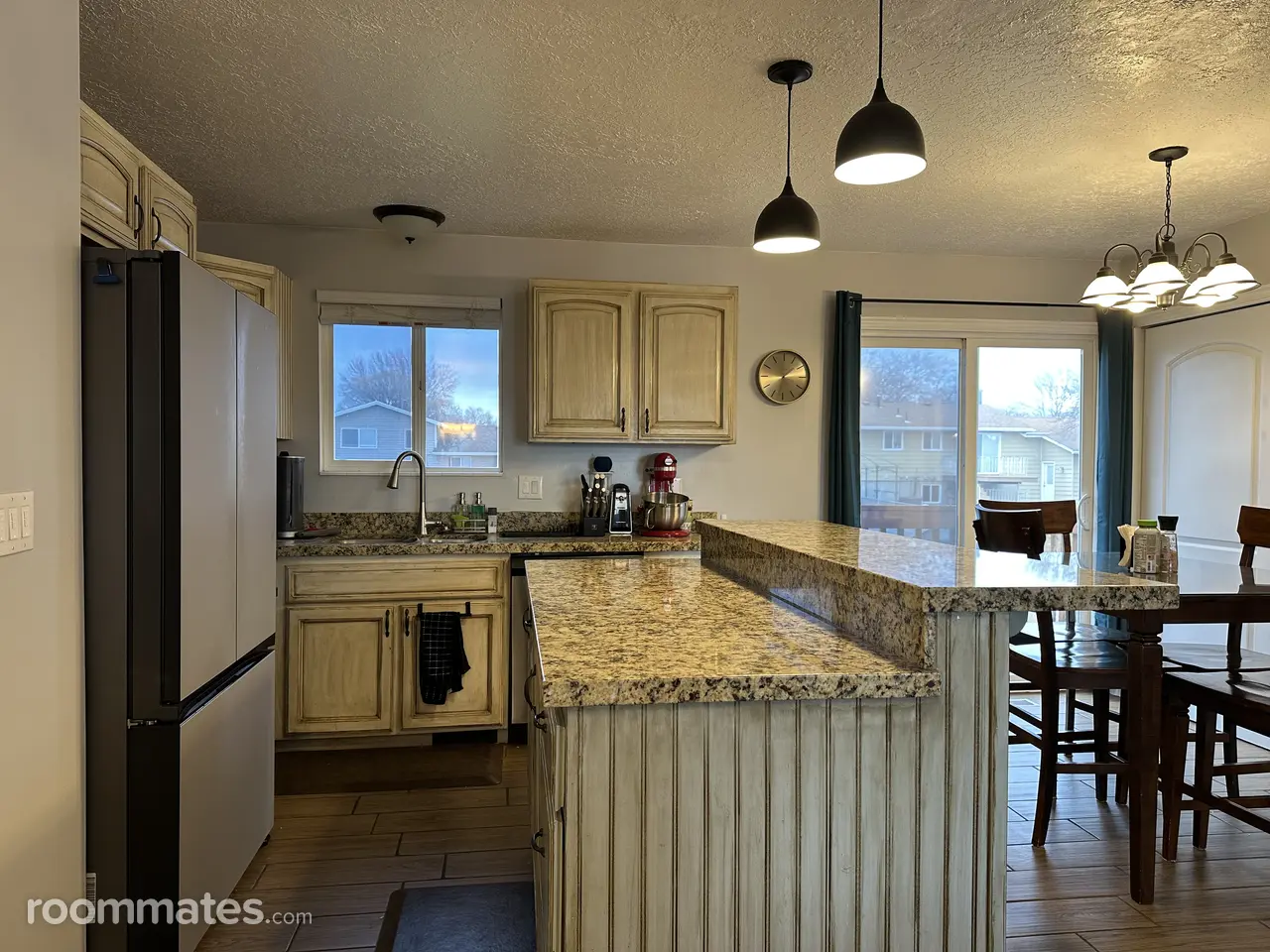 Profile photo 3 of 6