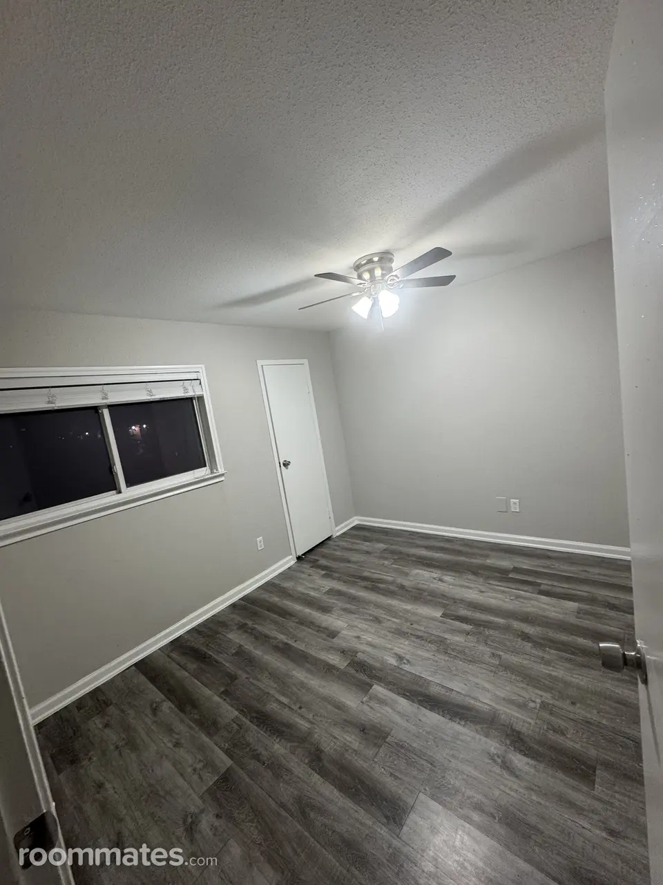 Profile photo 8 of 11