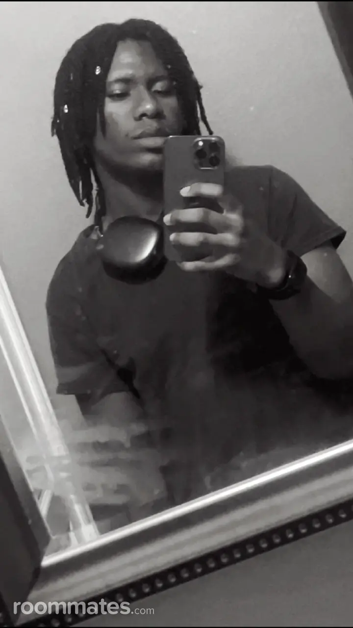 Profile photo 11 of 11