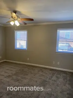 Room for rent in Alpharetta, GA $800, townhouse
