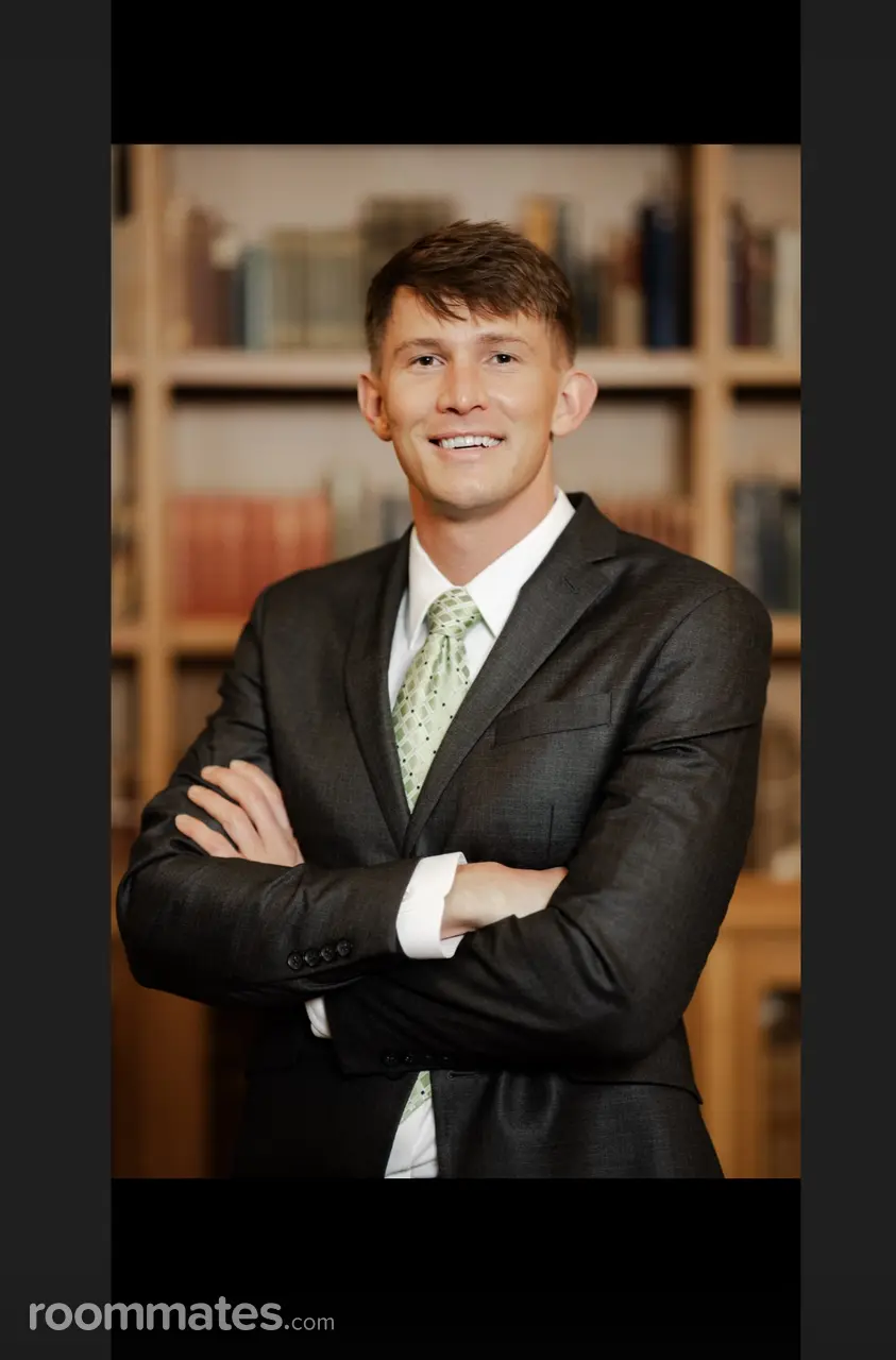 Profile photo 12 of 13