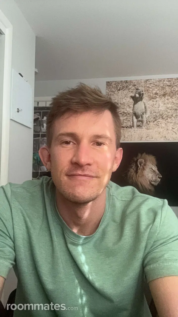 Profile photo 10 of 13