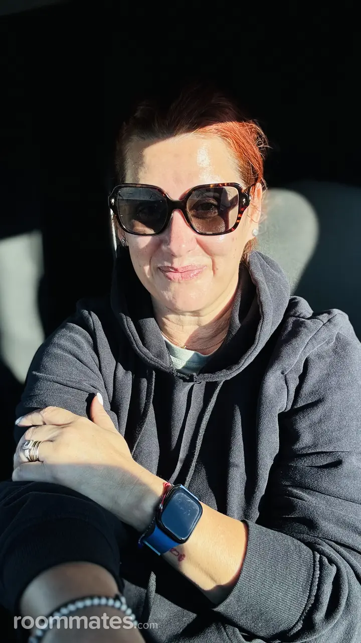 Profile photo 3 of 7