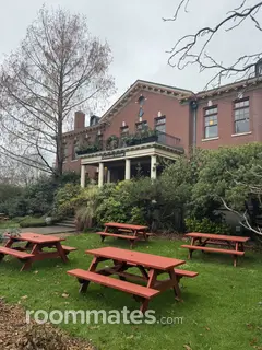 Room for rent in Gresham, OR $850, house