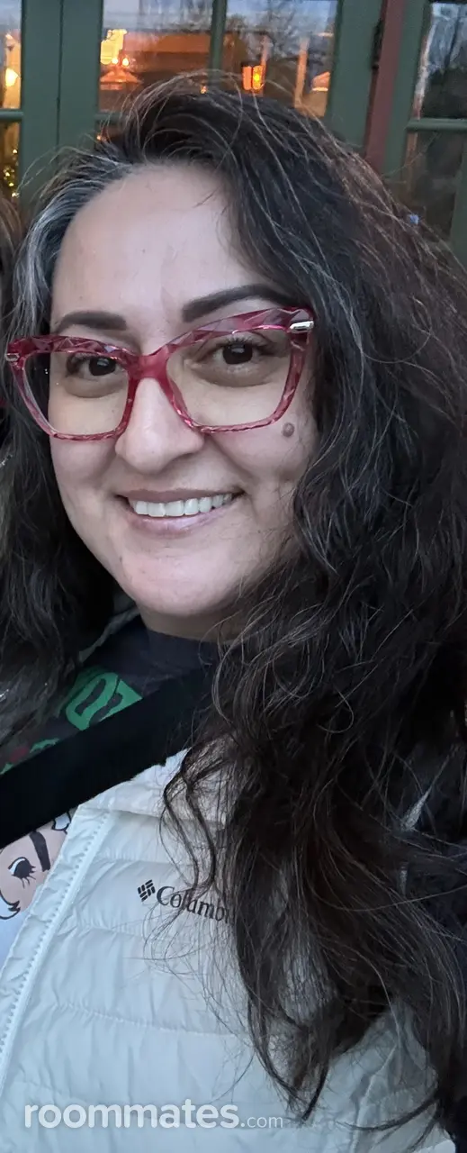 Profile photo 8 of 8