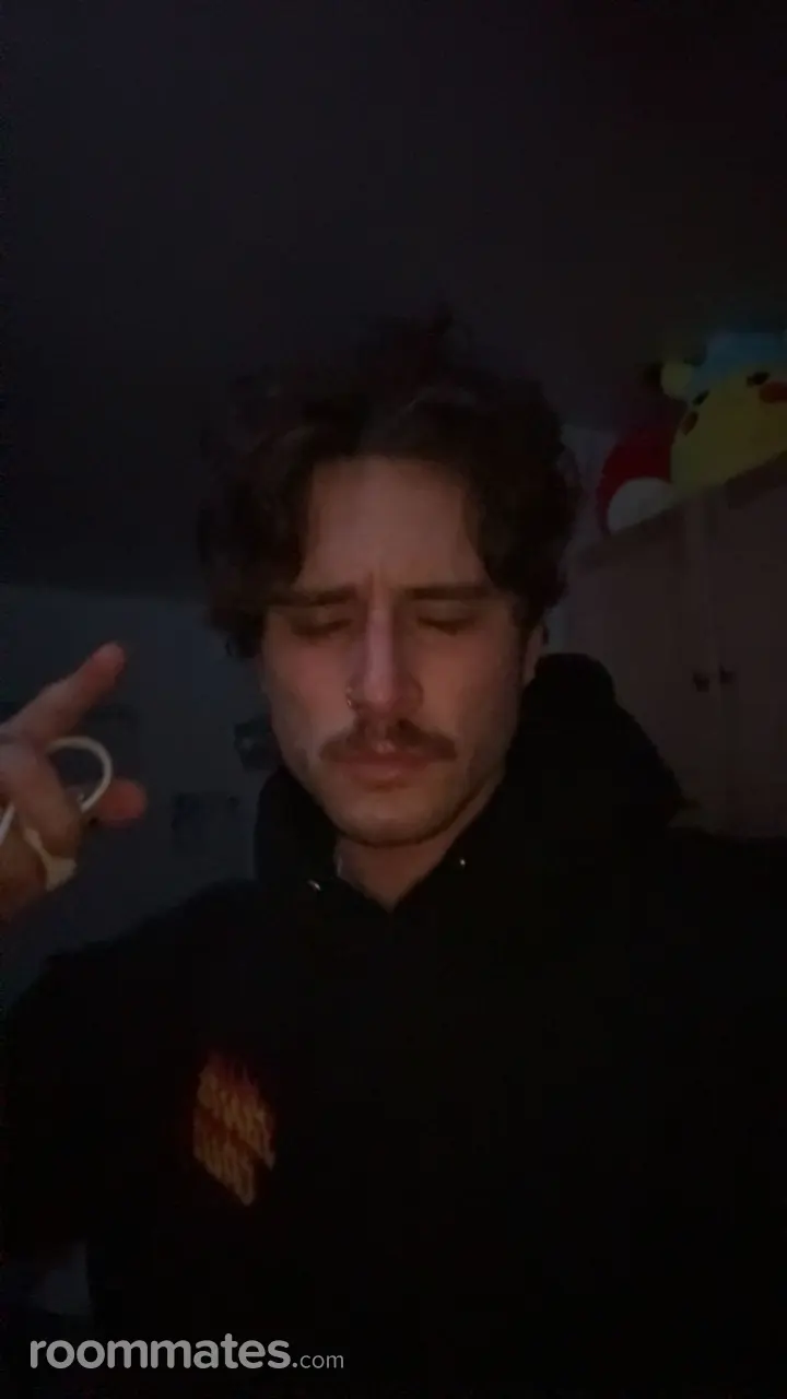 Profile photo 1 of 1