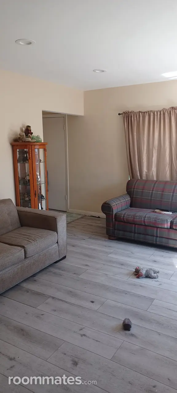 Profile photo 7 of 9