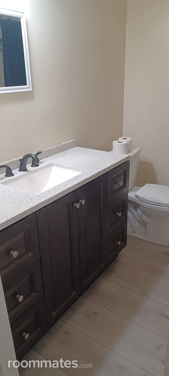 Profile photo 5 of 9