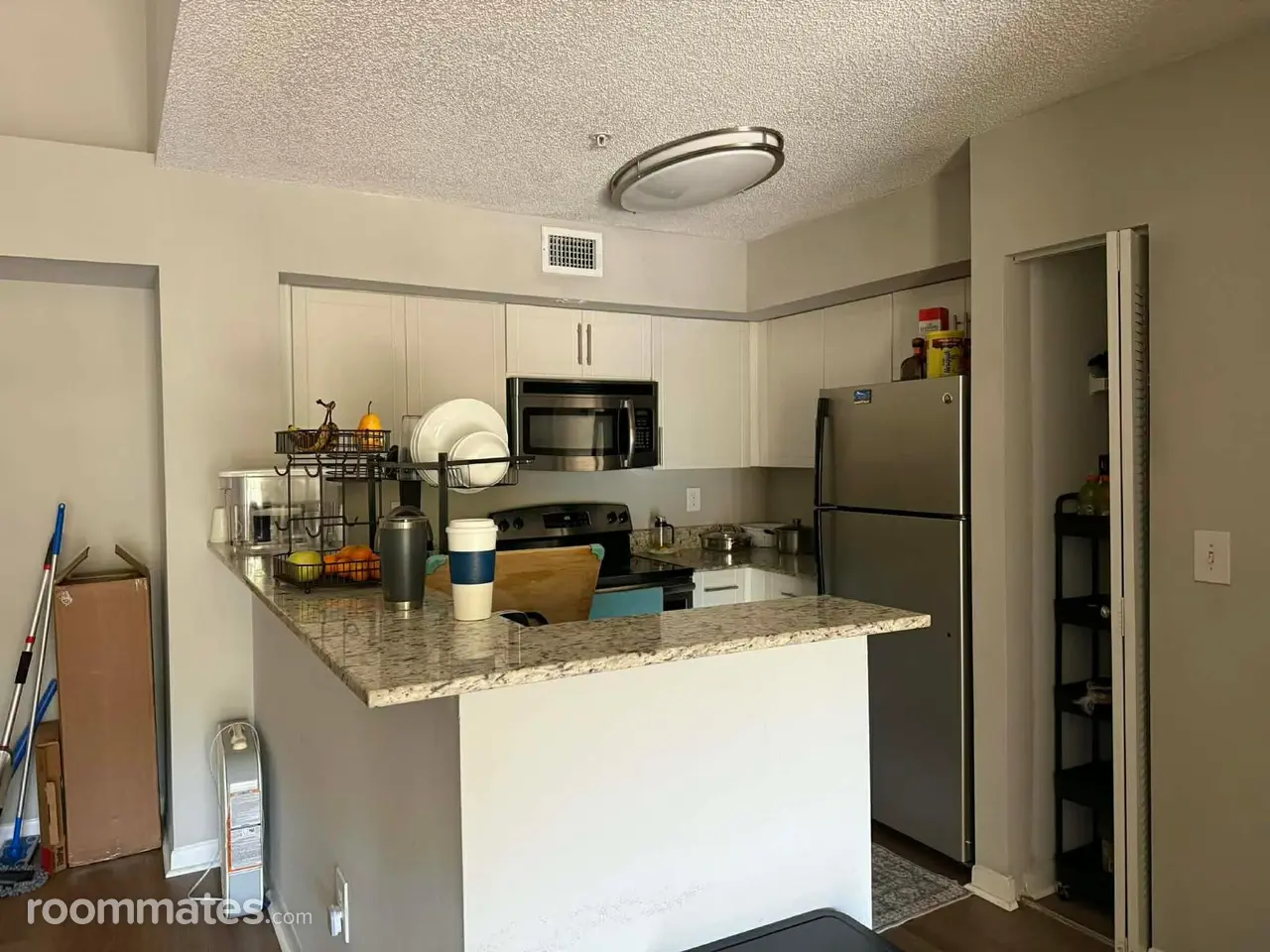 Profile photo 8 of 13