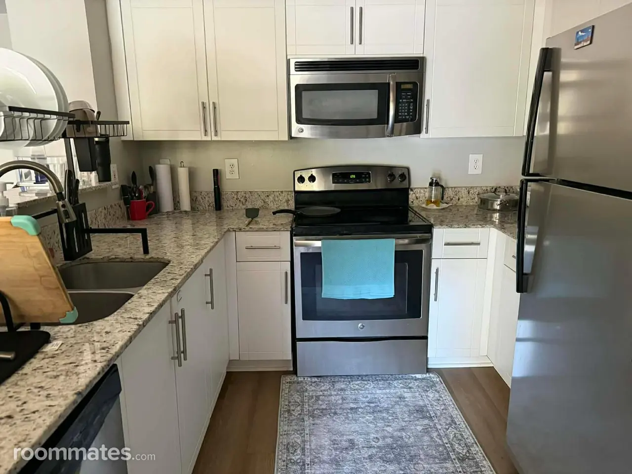 Profile photo 7 of 13