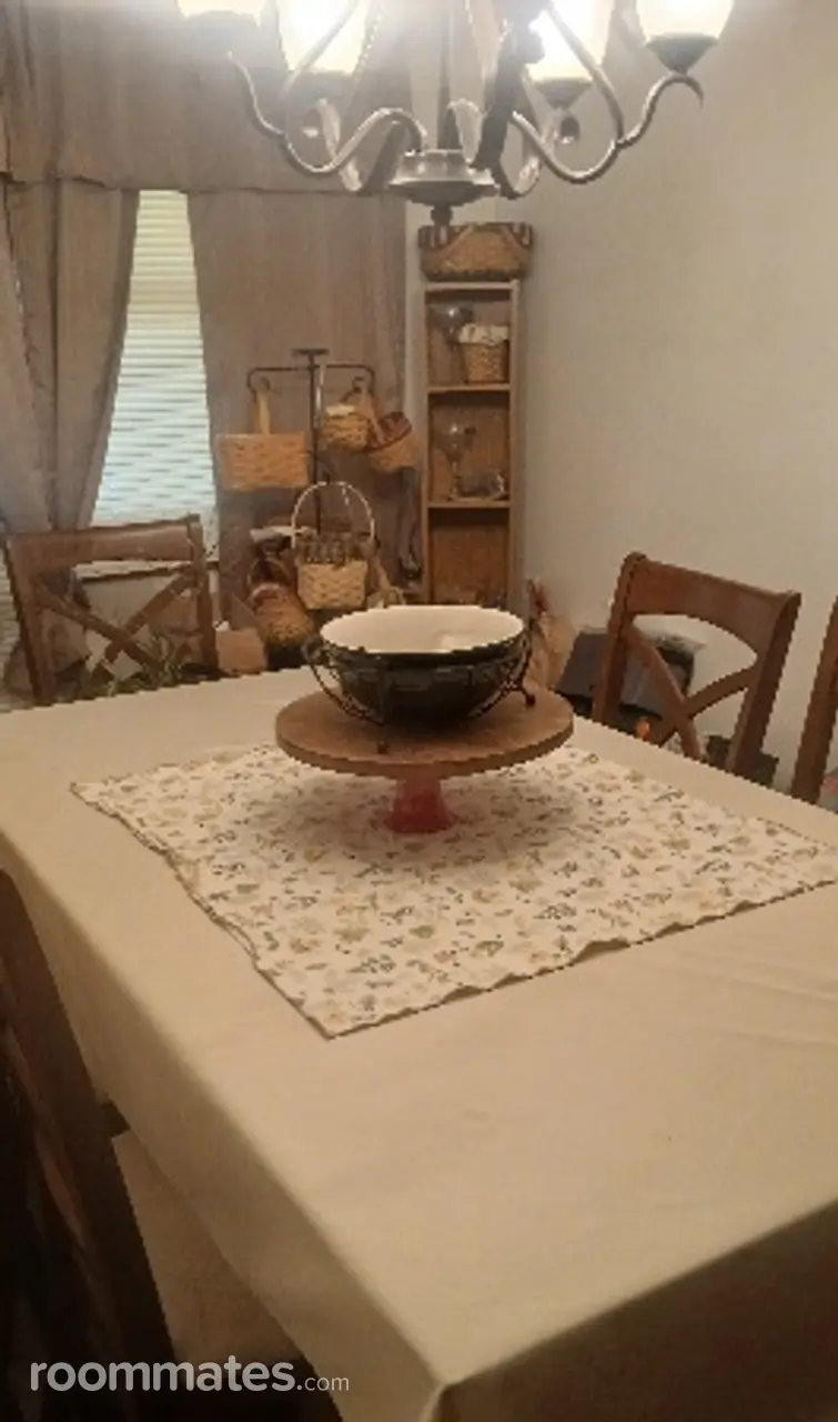 Profile photo 4 of 9