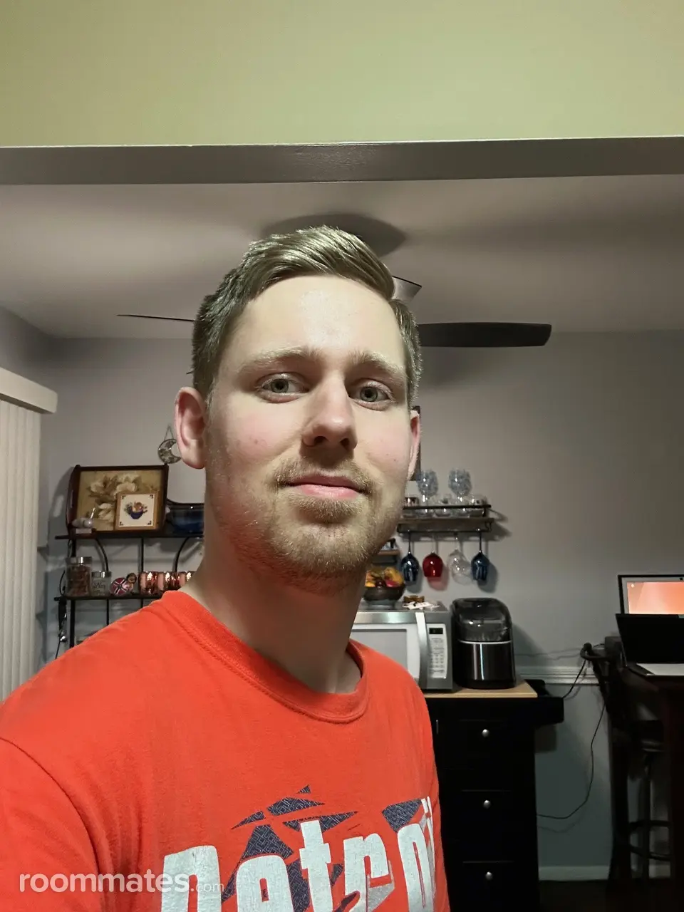 Profile photo 1 of 2