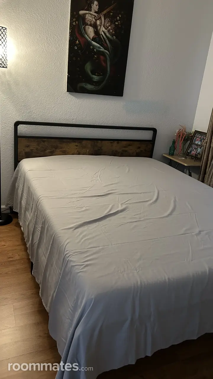 Room for rent in Suisun City, CA $850, house