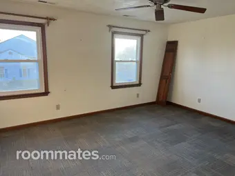 Room for rent in Virginia Beach, VA $900, townhouse