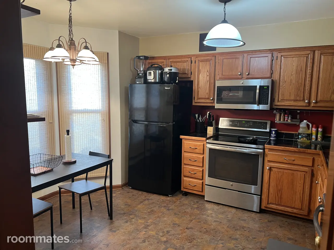 Profile photo 7 of 11