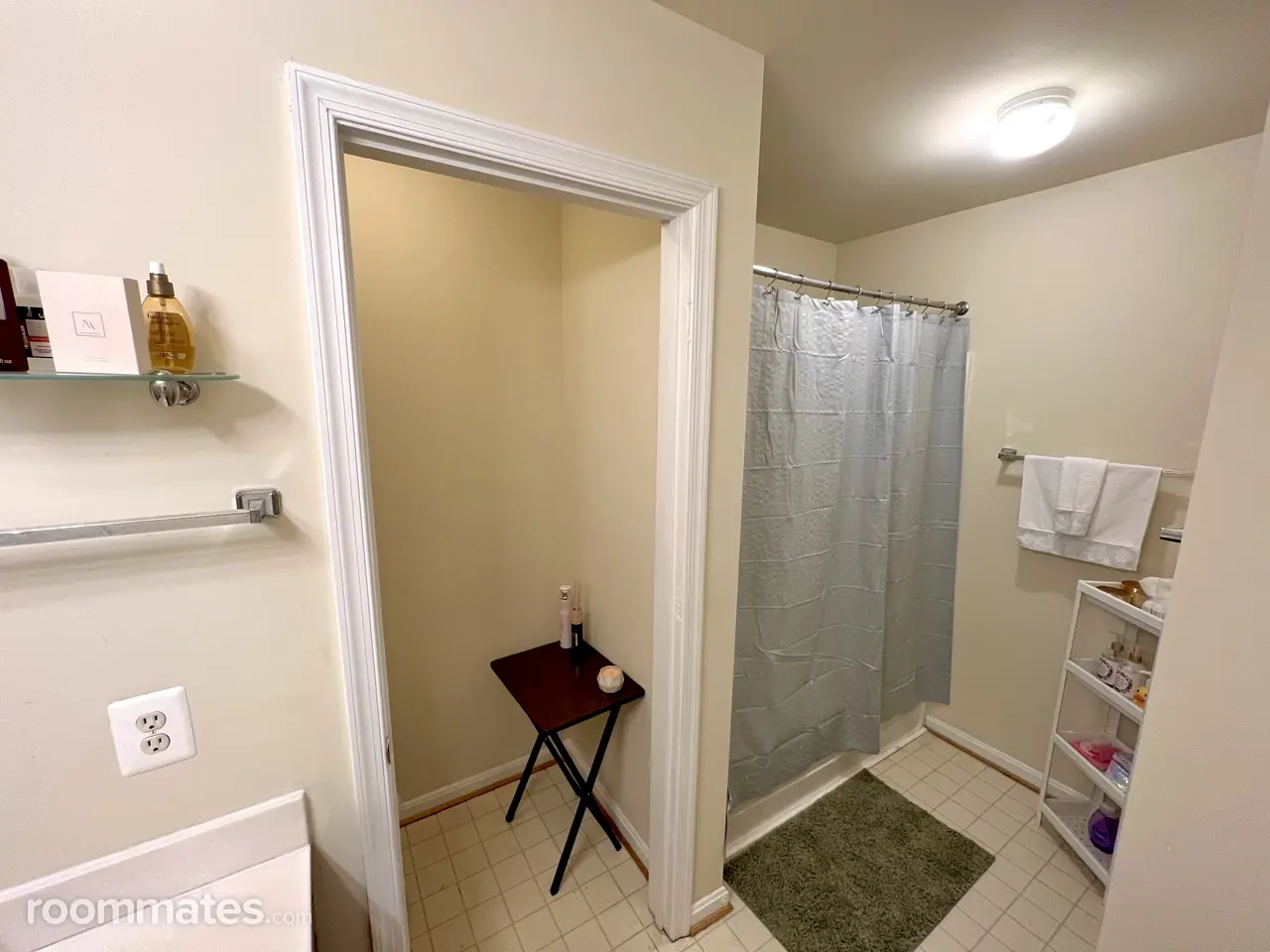 Profile photo 6 of 11