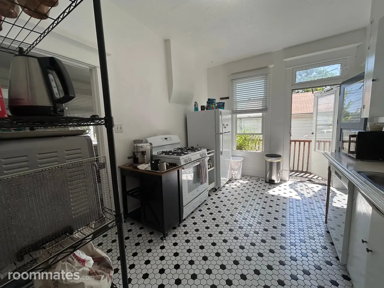 Profile photo 3 of 7