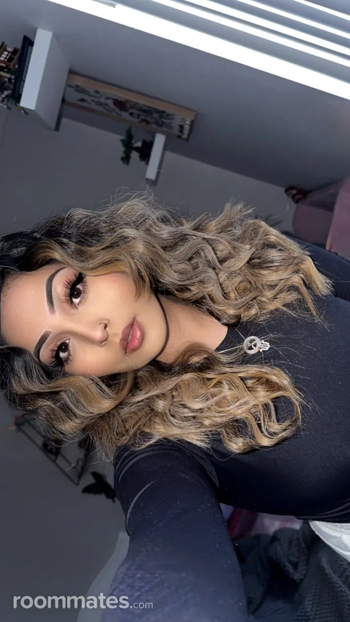 Profile photo 1 of 1