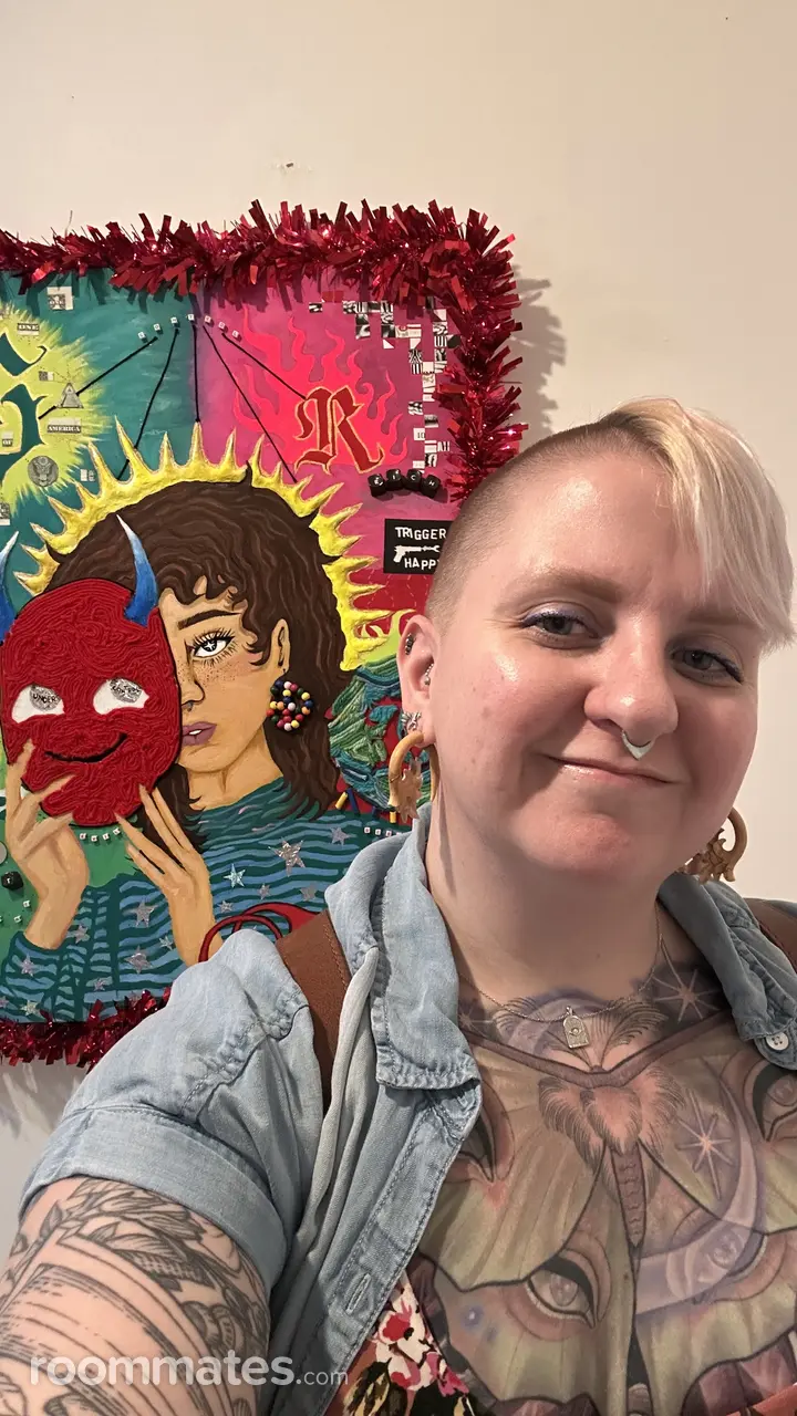 Profile photo 11 of 11