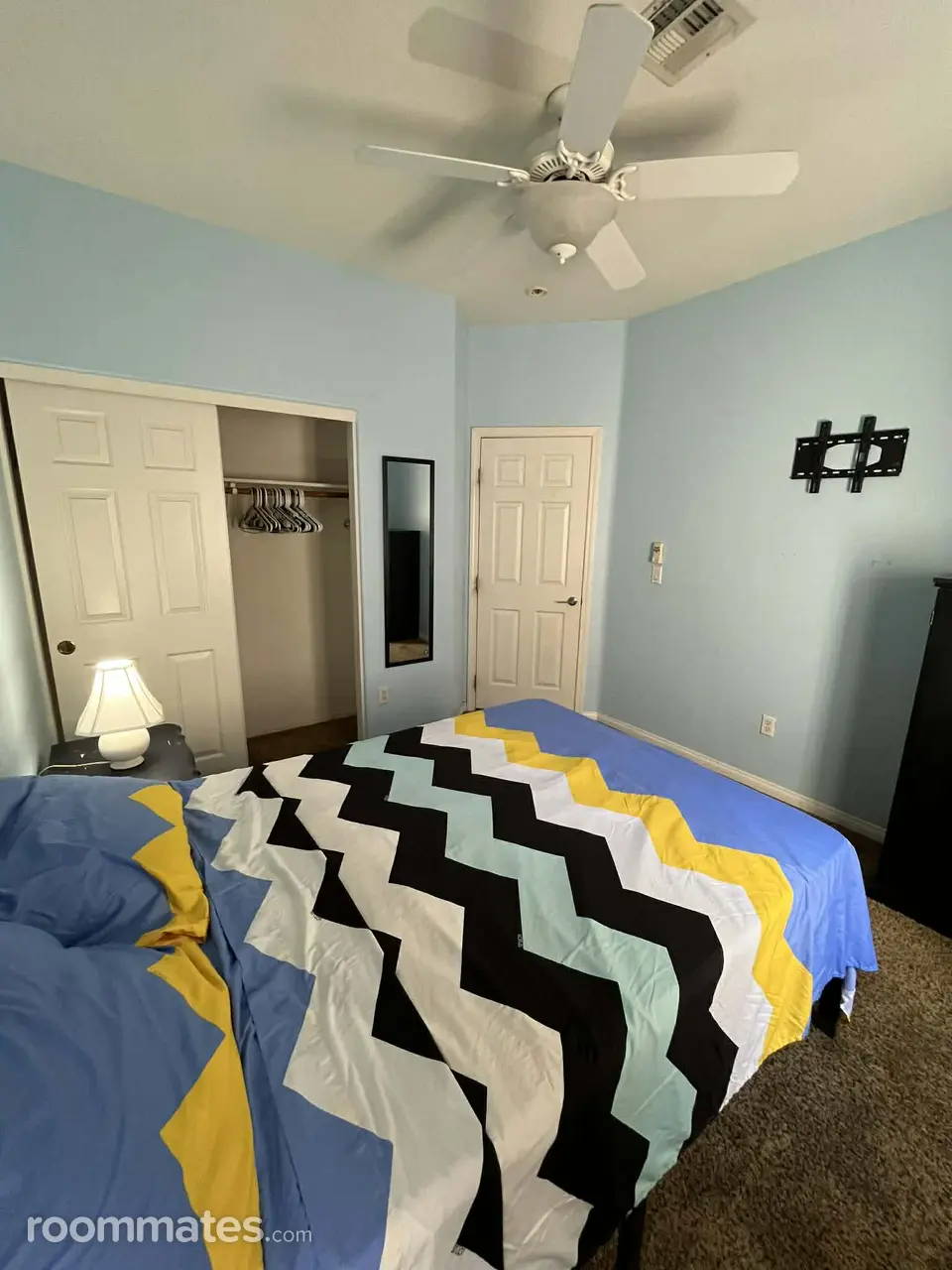 Profile photo 2 of 11