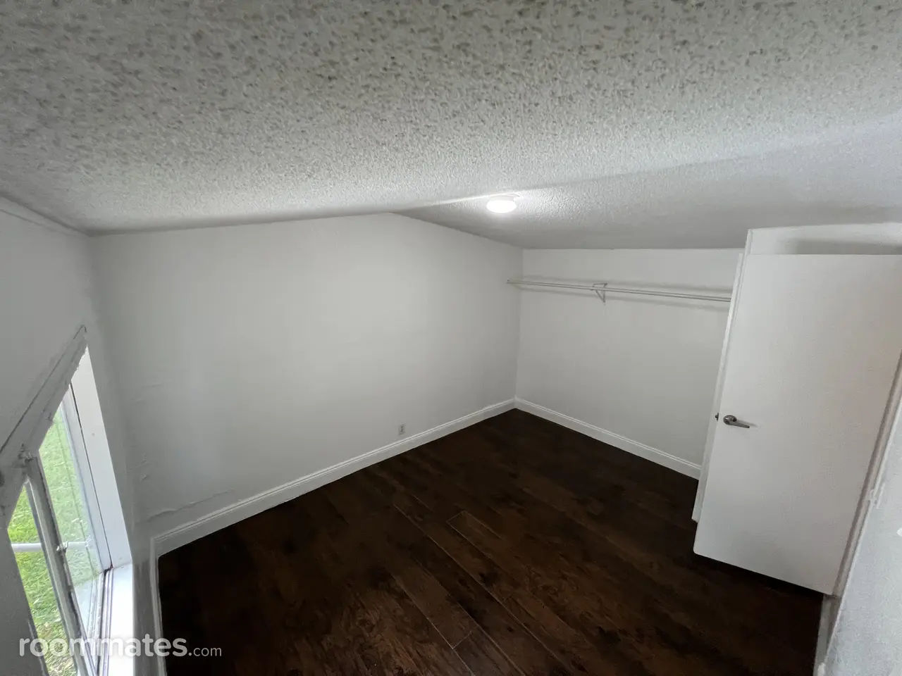 Profile photo 1 of 8