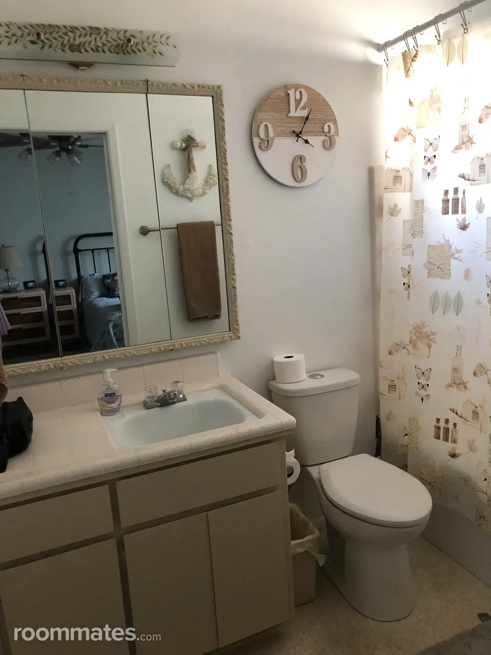 Profile photo 4 of 13