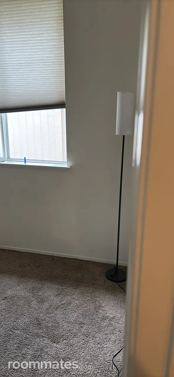 Profile photo 1 of 6