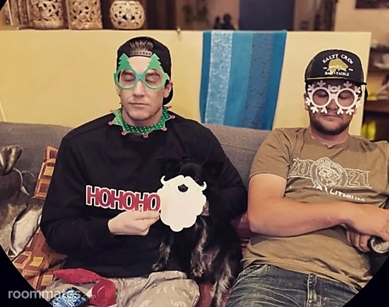 Profile photo 6 of 6