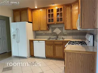 Room for rent in Colorado Springs, CO $1000, house
