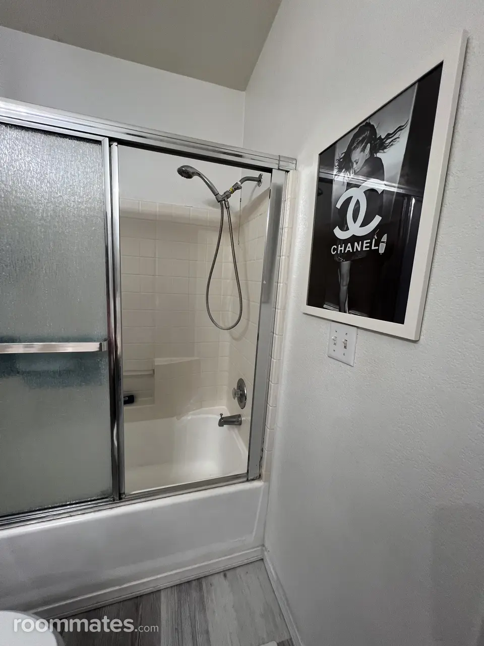 Profile photo 10 of 11