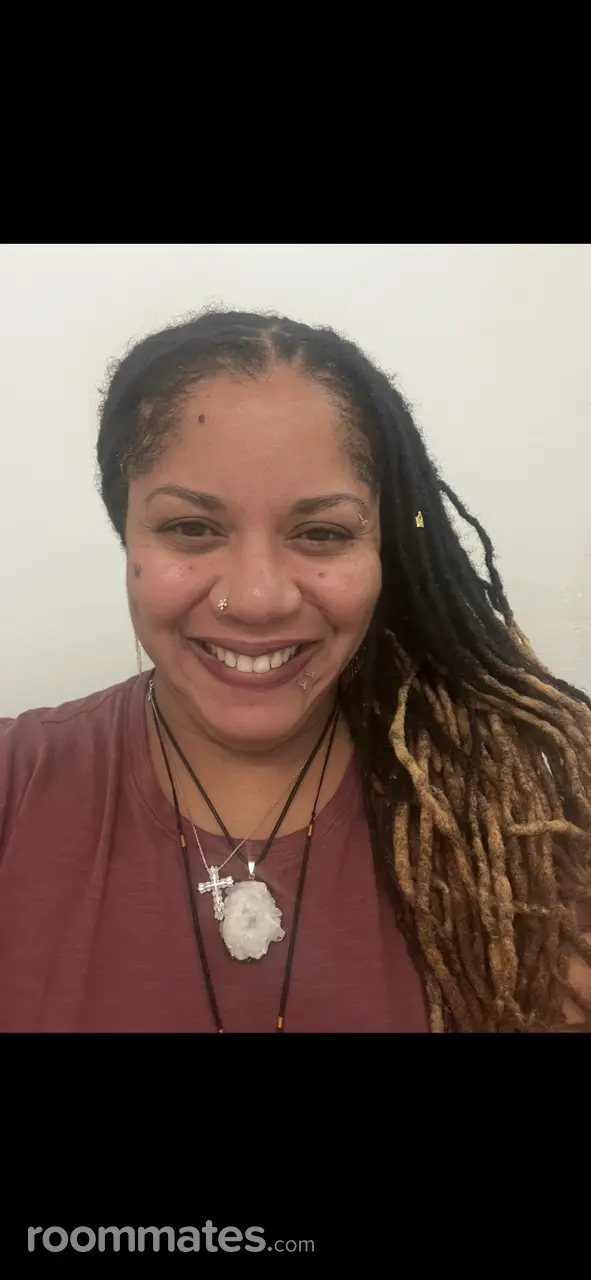 Profile photo 1 of 1