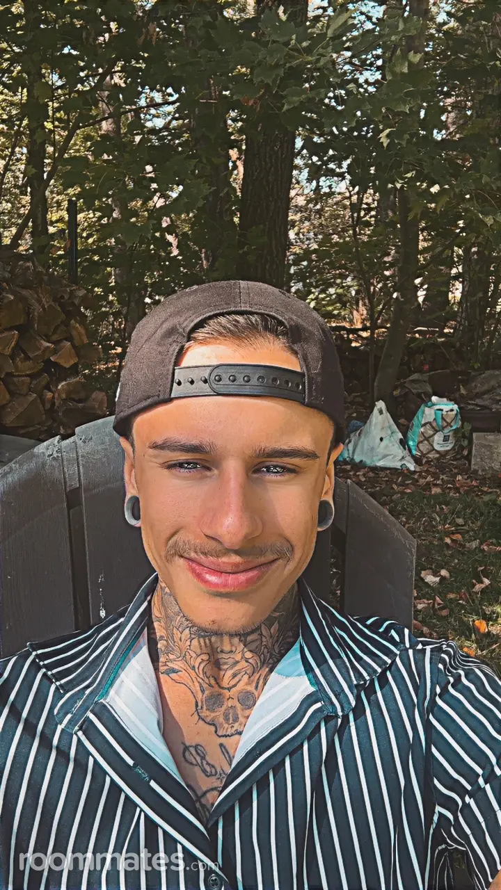 Profile photo 5 of 5