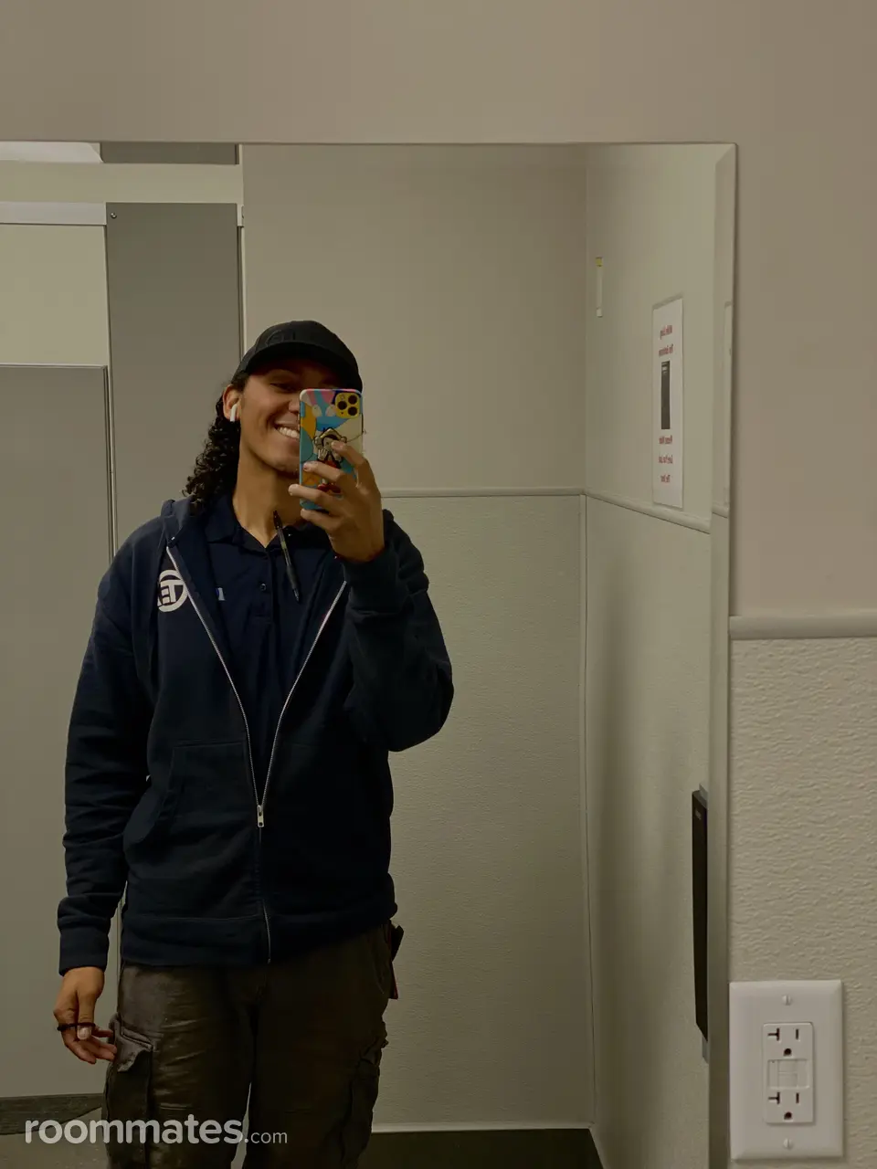 Profile photo 1 of 1