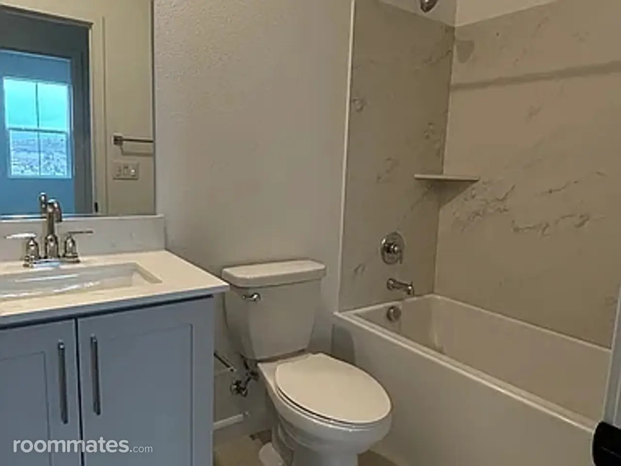 Profile photo 4 of 11