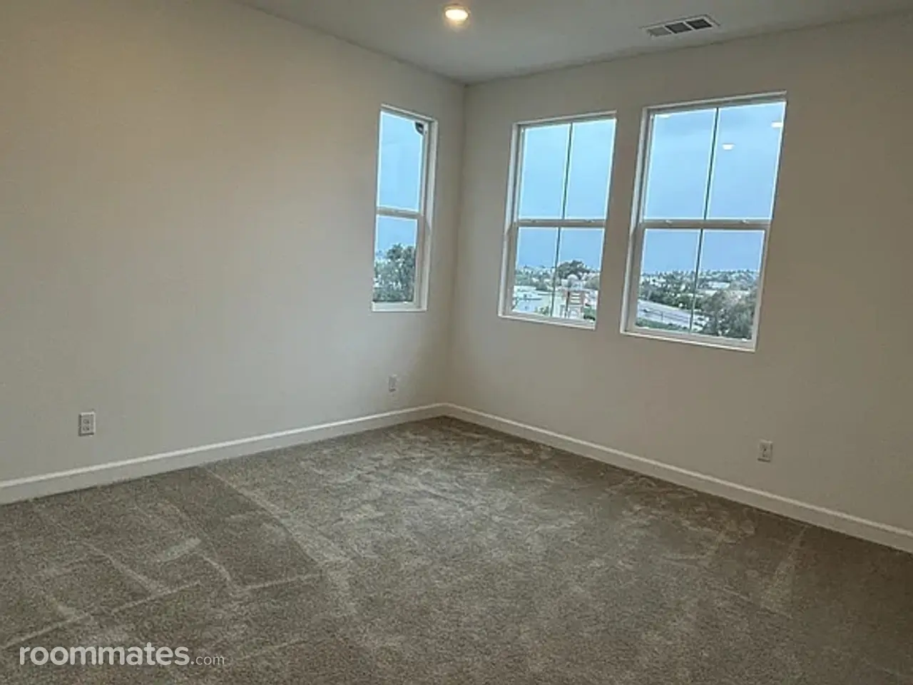 Profile photo 1 of 11