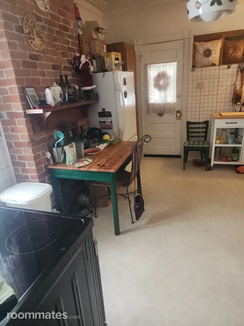 Profile photo 8 of 19