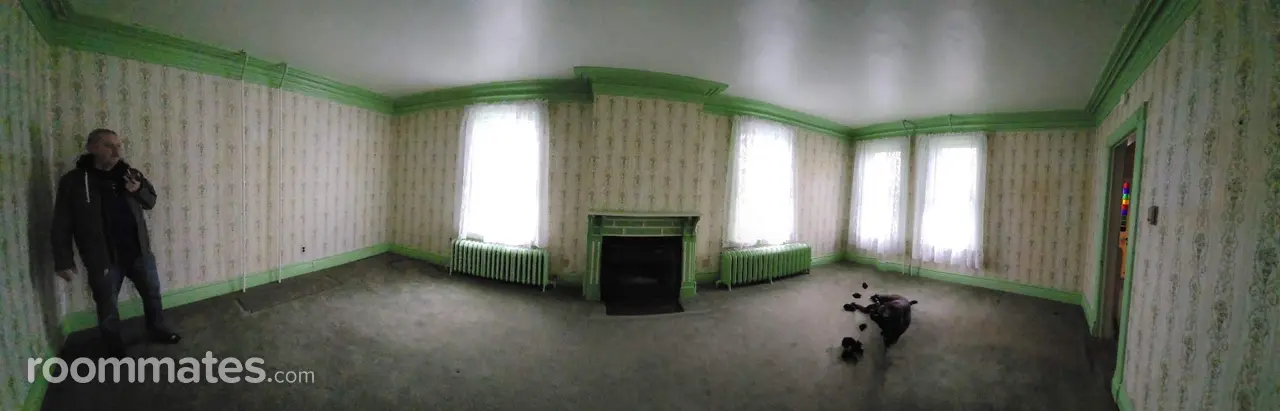 Profile photo 4 of 19