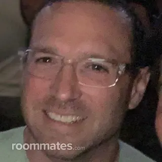 Roommate looking Seattle, WA, $800