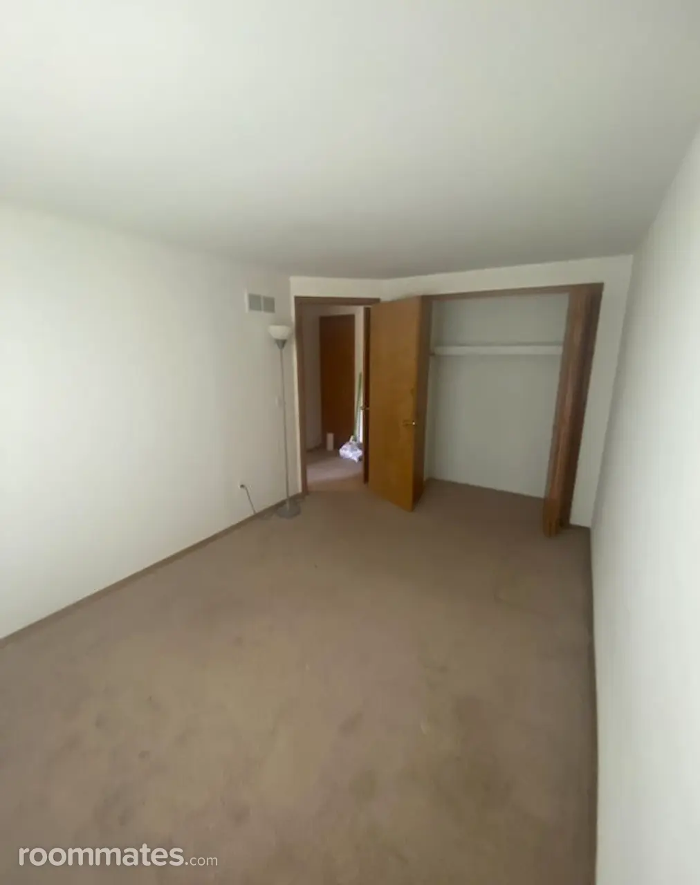 Profile photo 7 of 11