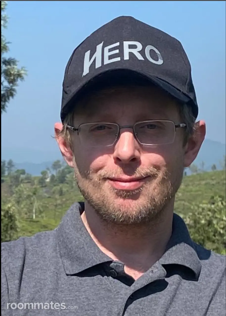 Profile photo 11 of 11